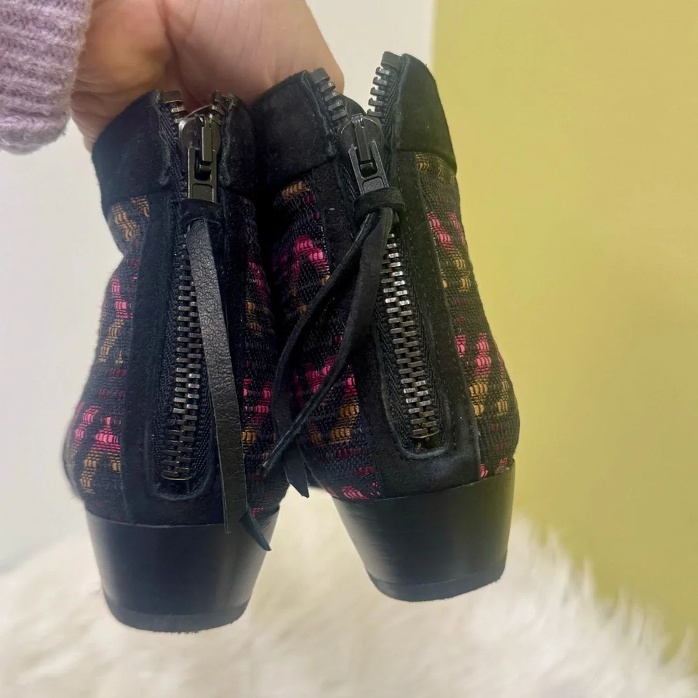 Comptoir Des Cotonniers black suede